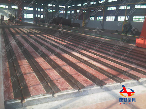 地軌安裝完成圖